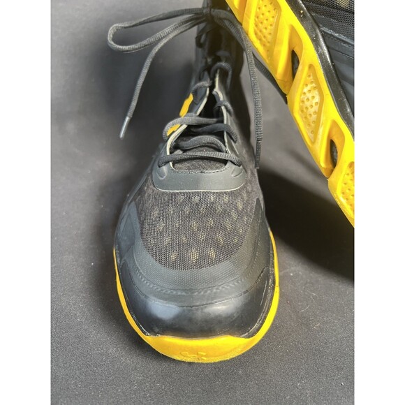Under Armour Spine Black and Yellow 1240728-017 2013 Basketball shoes Size 18 main image 12